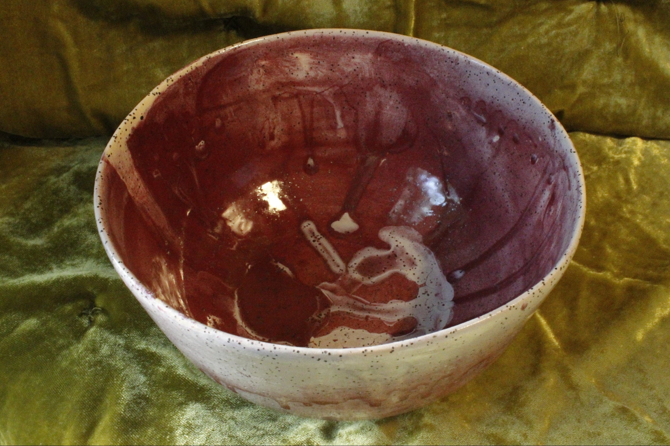 Medium-sized Ceramic Bowl